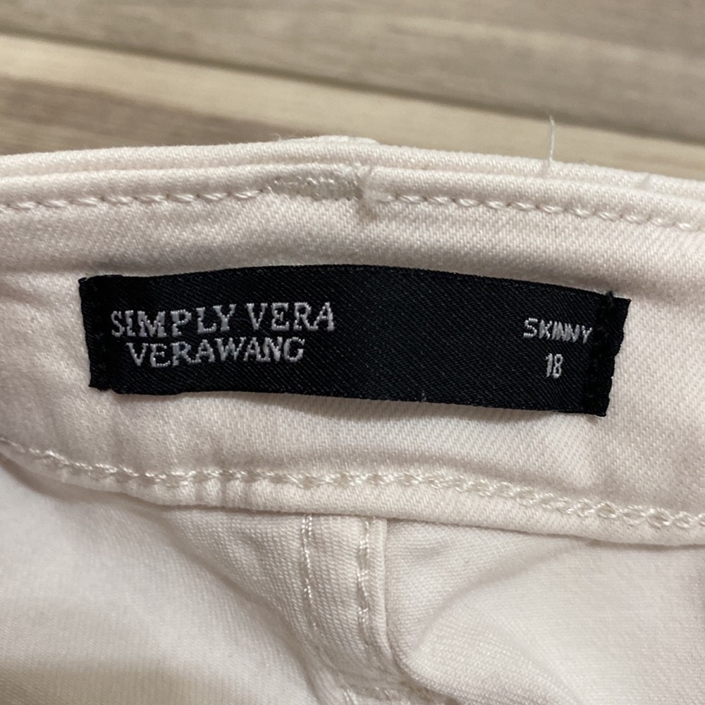Brand New Simply Vera Wang Power Stretch Denim - Picture 4 of 10